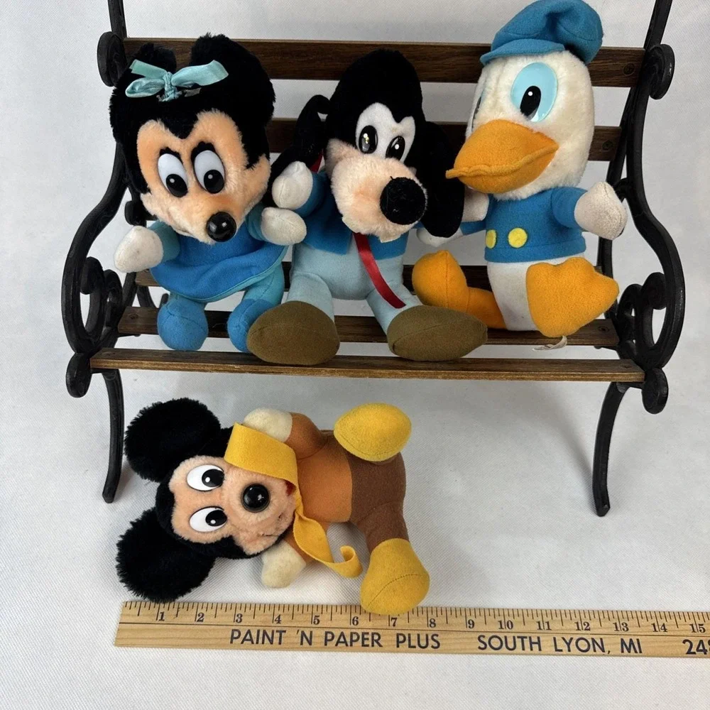 Disney Mickeys Christmas Carol Plush Set‎ Mickey Minnie Goofy Donald Vintage 80s
